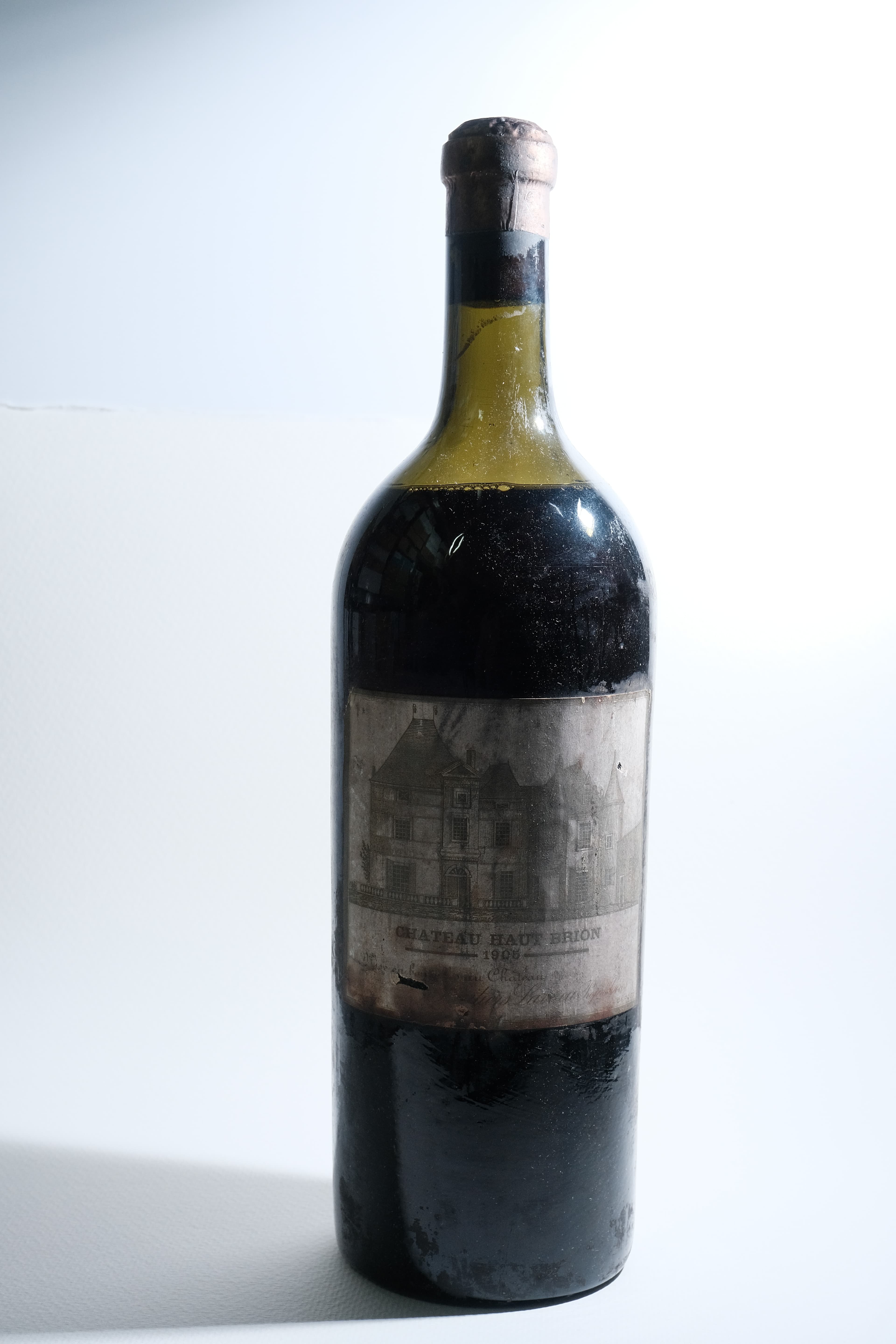 Magnum Chateau Haut-Brion 1905 - Image 1