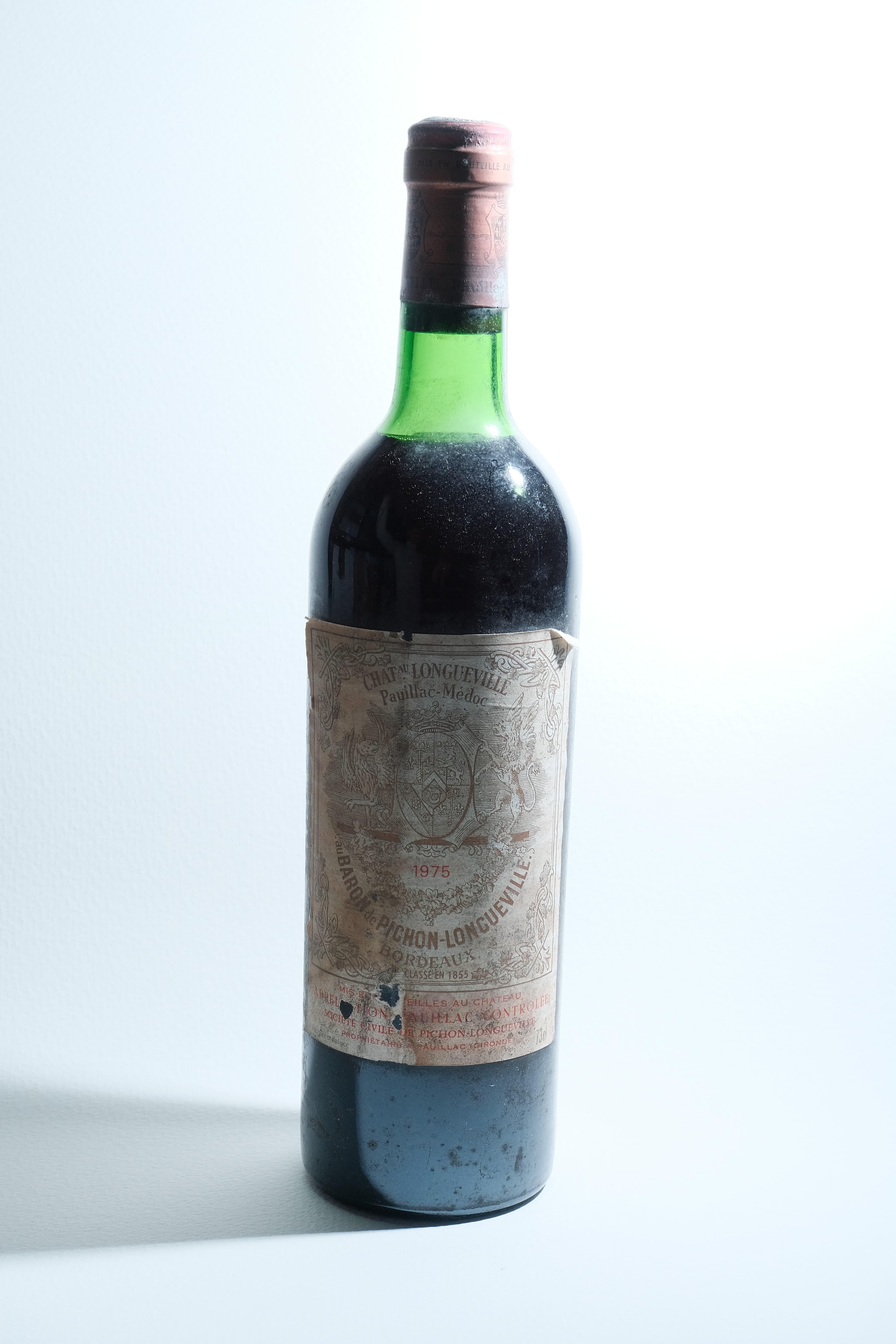 5 bottles Château Pichon Baron de Longueville 1975 - Image 1